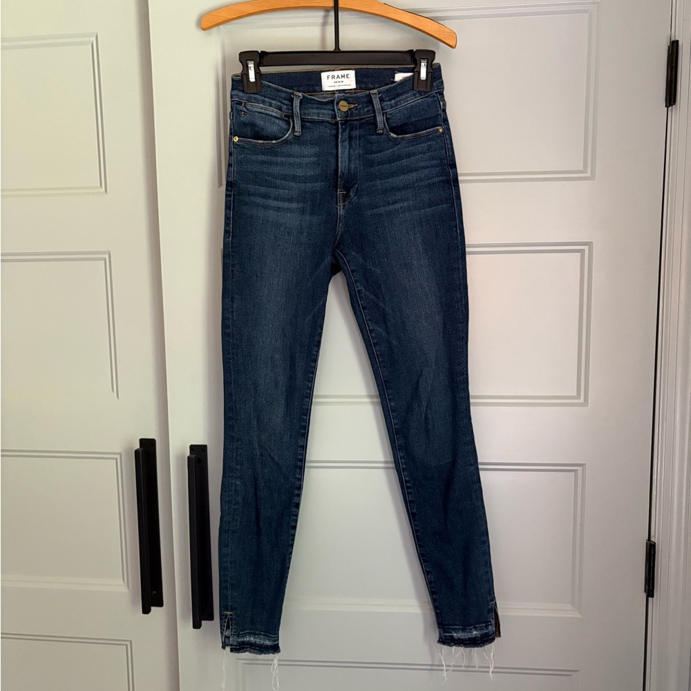 Frame Denim Blue Skinny Jeans with Tapered Leg